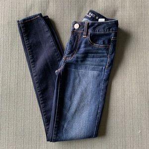 American Eagle Hi-Rise Jegging